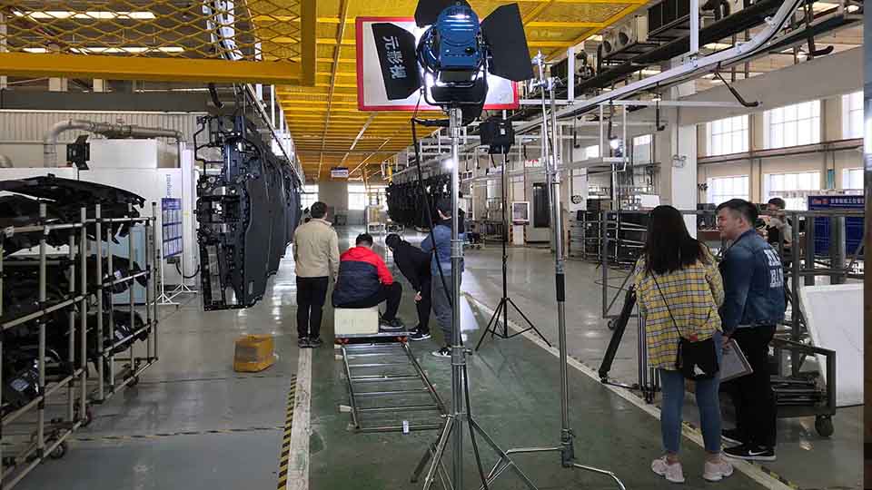 企業(yè)宣傳片的拍攝構(gòu)圖應(yīng)具有商業(yè)價值