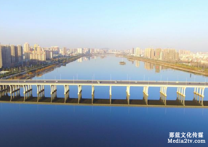 無人機(jī)航拍