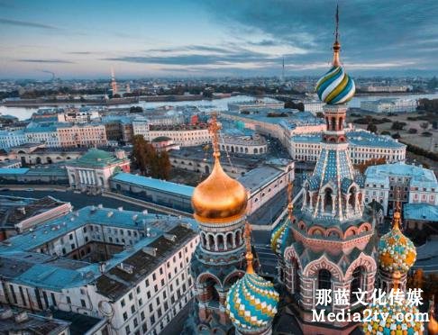 電影航拍時要采集大量素材